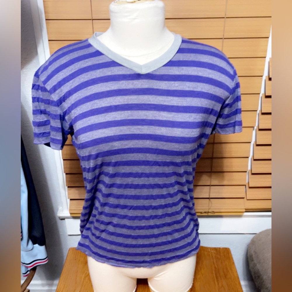 Size M Crank V Neck